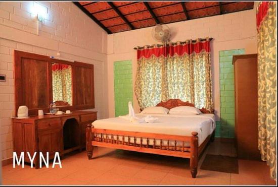Emarald Wild West Hotel Sultan Bathery Esterno foto